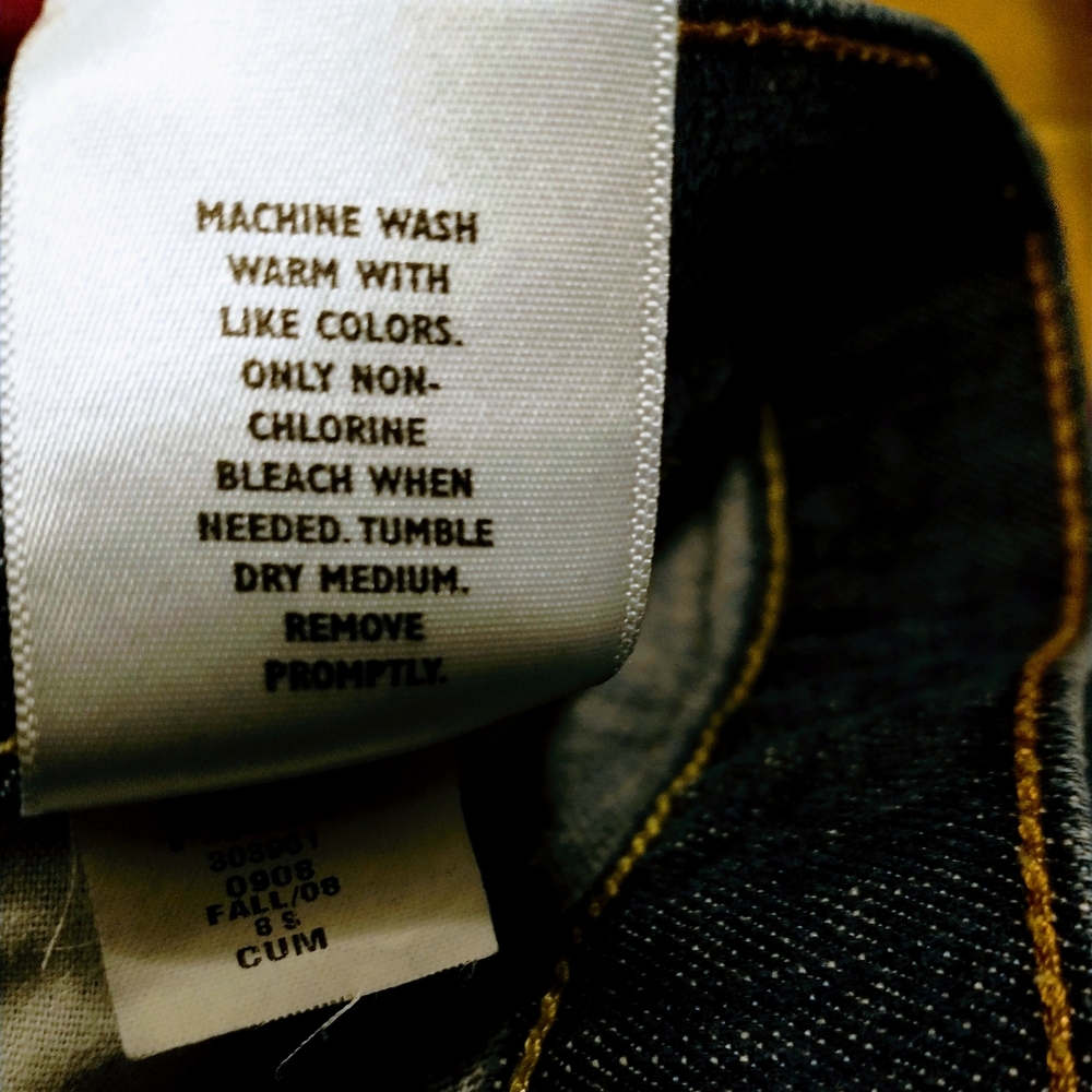 Host Pick Old Navy Women's Jeans - Picture 11 of 11